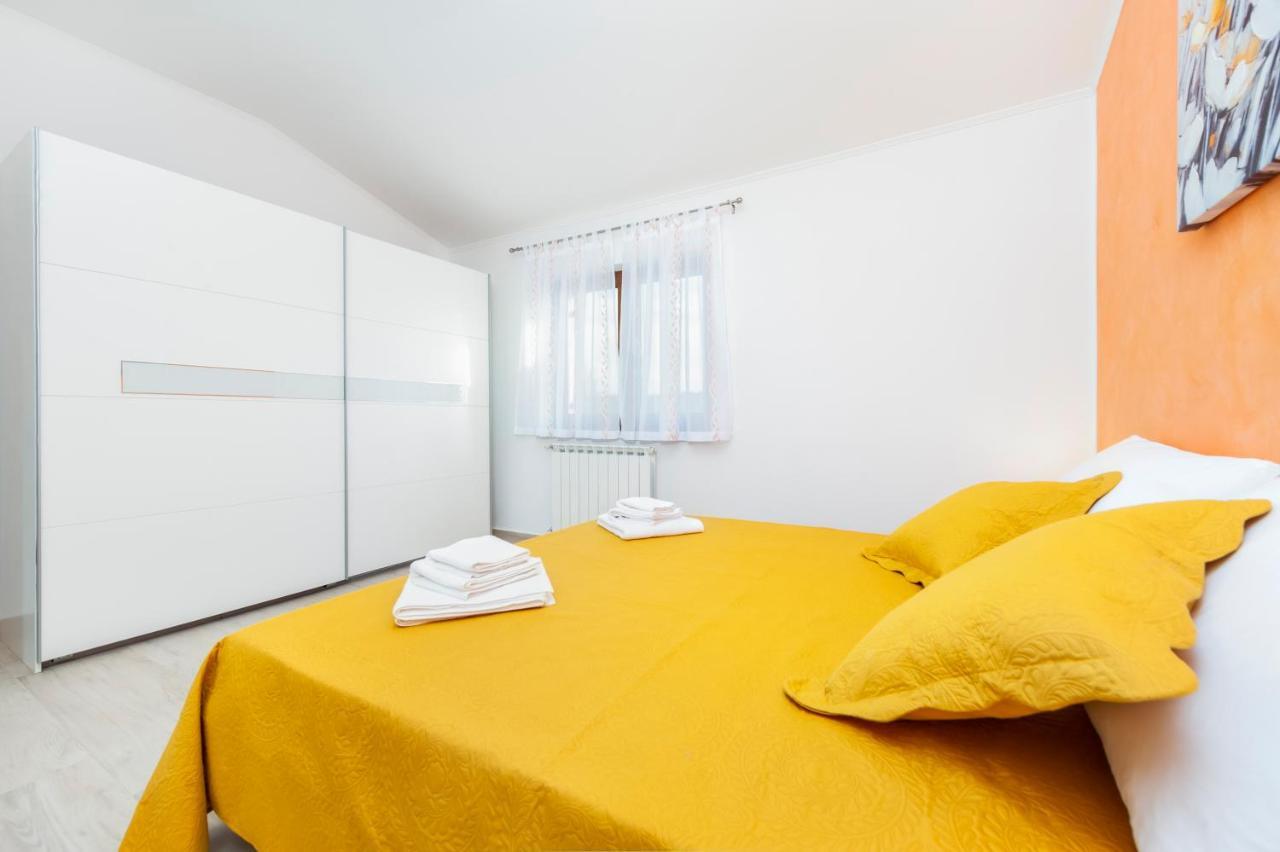 Comfort Apartments Karla Rovinj Exterior foto